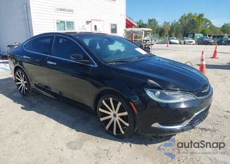 2015 Chrysler 200 Limited z USA, uszkodzony, nr VIN 1C3CCCAB1FN699435